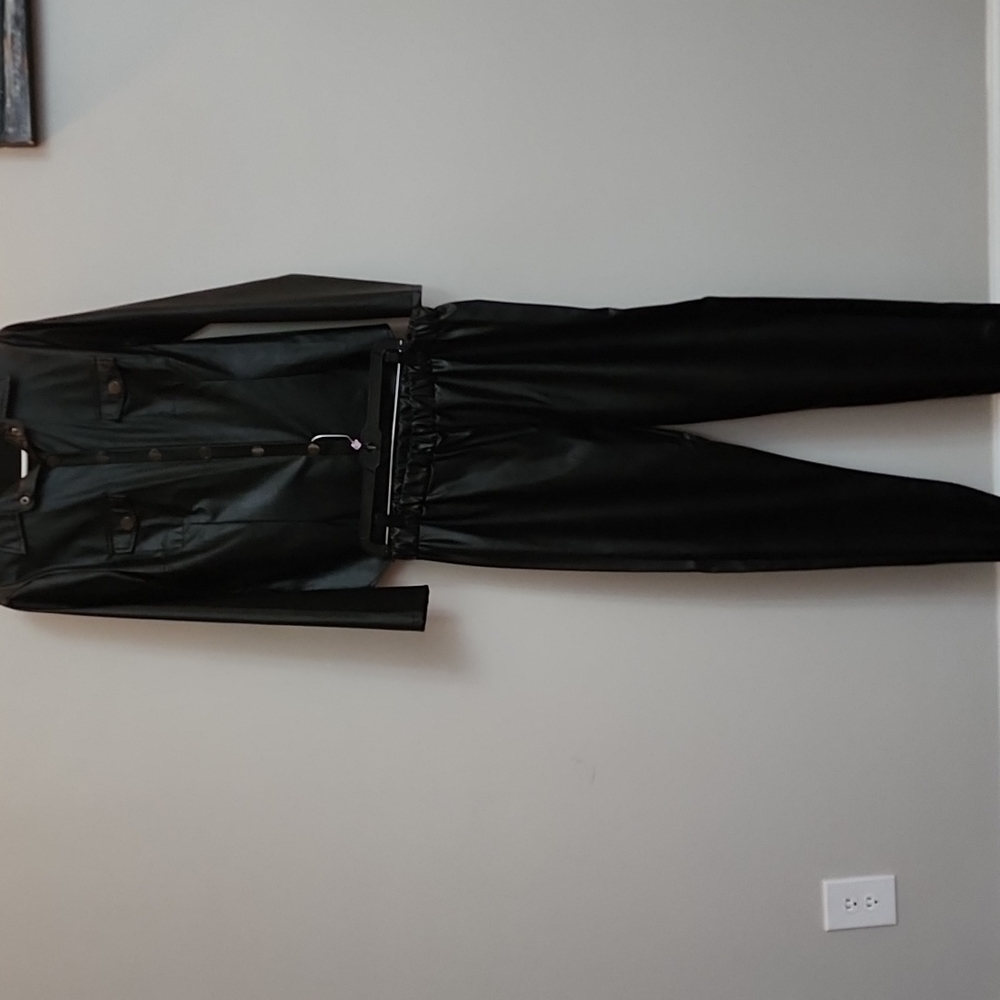 Black Medium 100% Polyester Pants Set